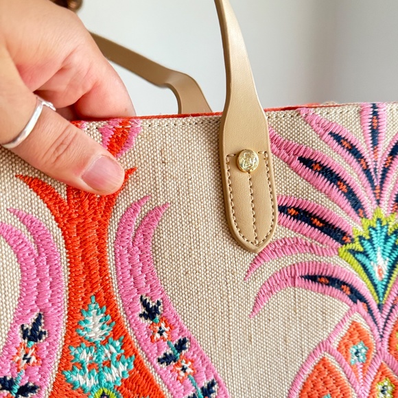 Spartina 449 Kaia Pineapple Box tote - Picture 5 of 13